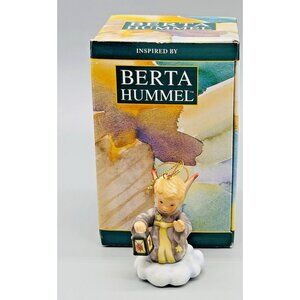 Goebel Hummel Lighting the‎ Way Angel Lantern Ornament Hallmark Exclusive 2000